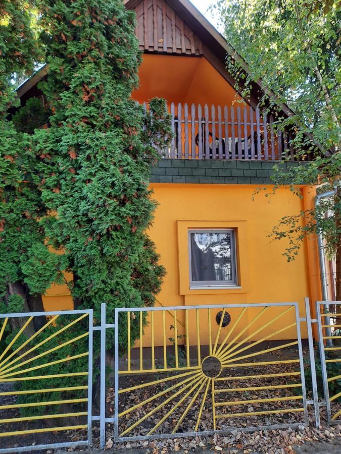 Fenyves Nyaralo Villa Hajdúszoboszló Exteriör bild